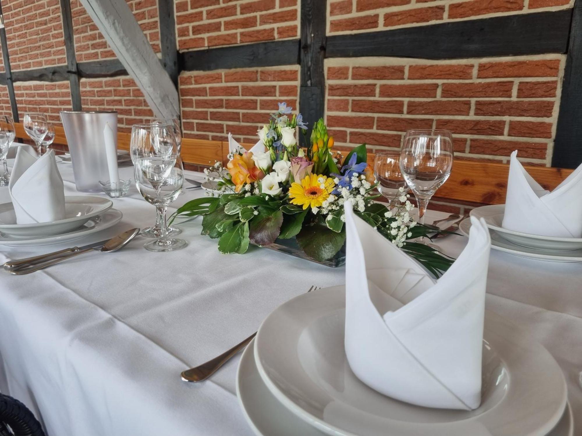 Bennetts Restaurant Und Hotel Wittingen Luaran gambar
