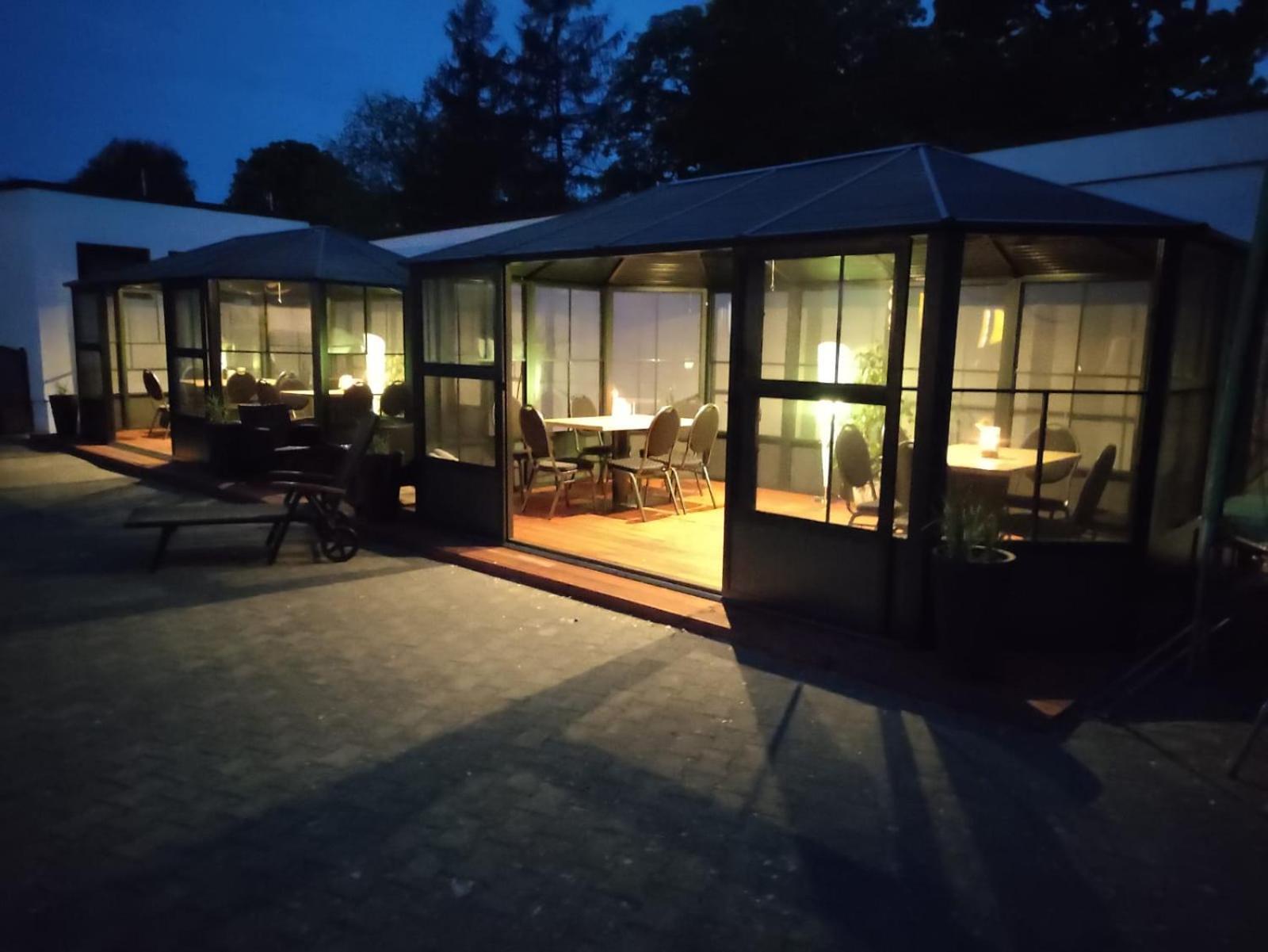 Bennetts Restaurant Und Hotel Wittingen Luaran gambar